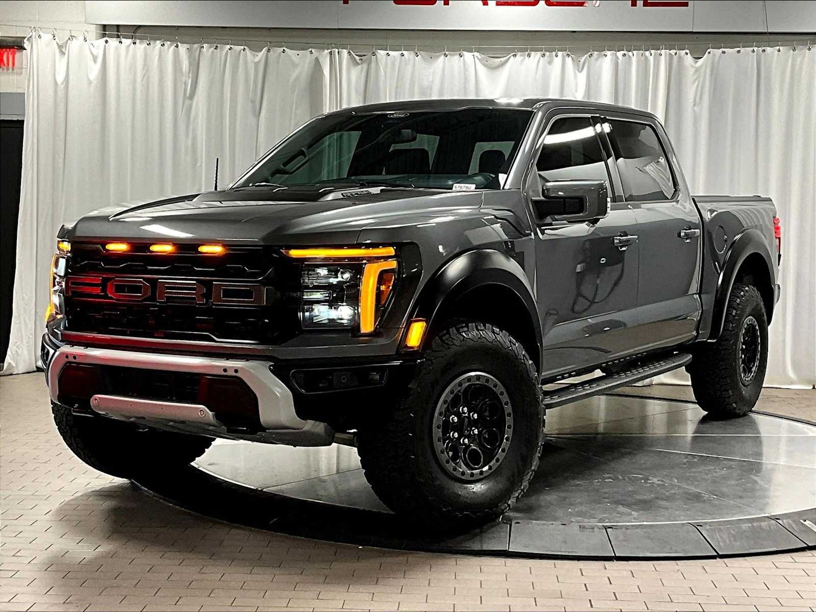 2025 Ford F-150 Raptor 4WD Supercrew 5.5 Box photo 1