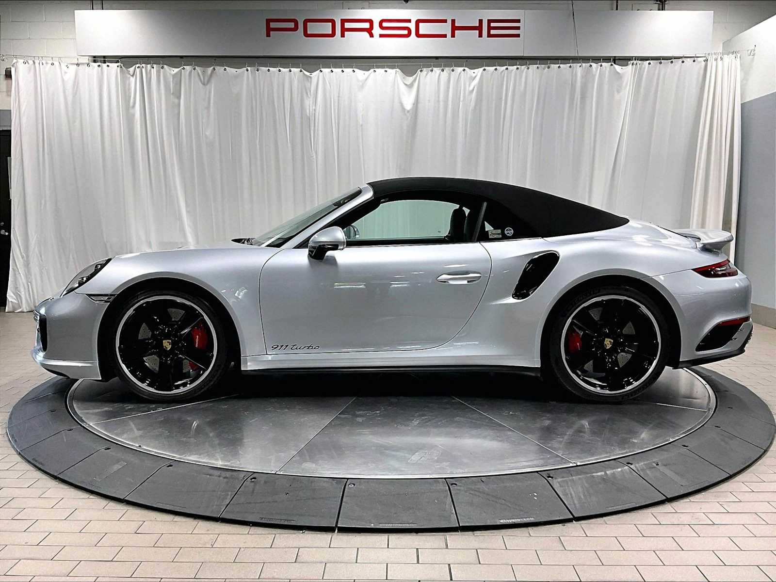 2018 Porsche 911 Turbo Cabriolet photo 2