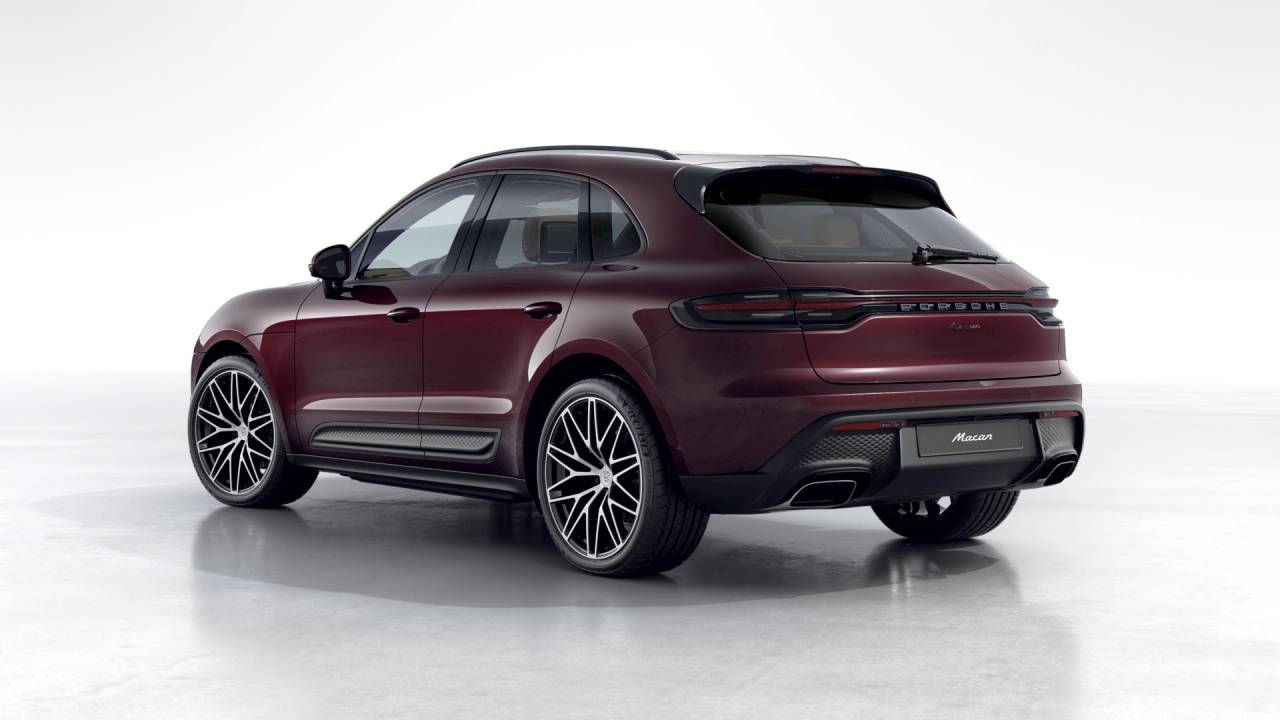 2026 Porsche Macan T photo 3