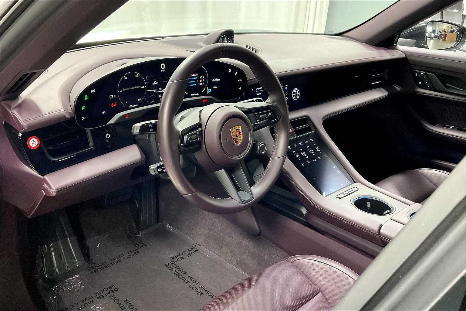 2023 Porsche Taycan photo 4