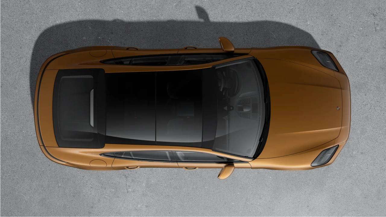 2026 Porsche Panamera E-Hybrid 4 photo 4