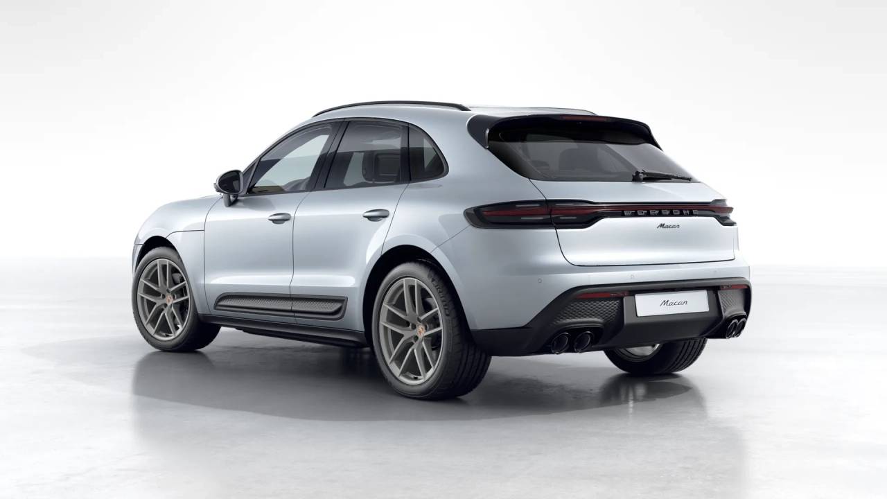 2026 Porsche Macan T photo 3
