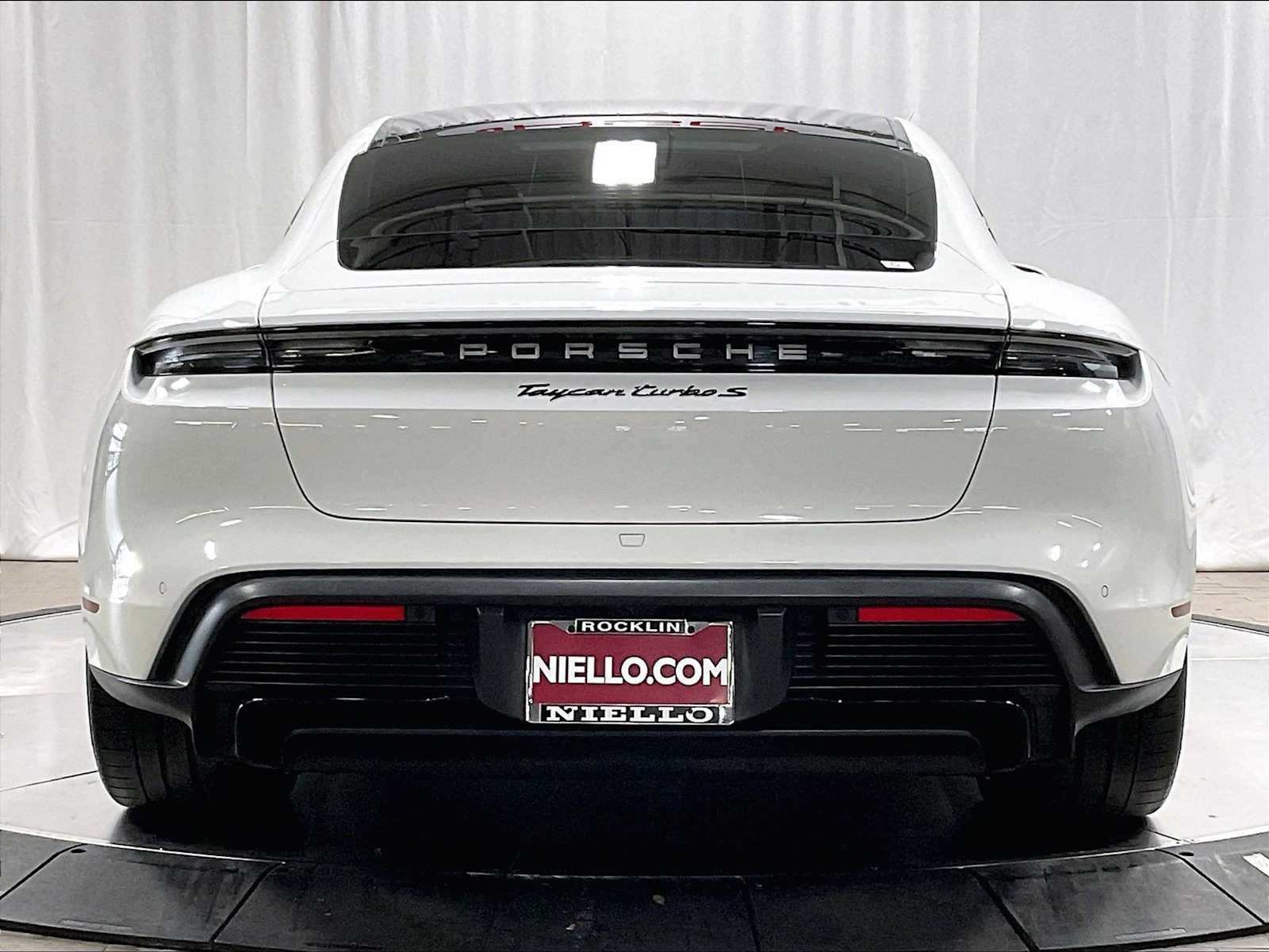 2020 Porsche Taycan Turbo S Sedan photo 5