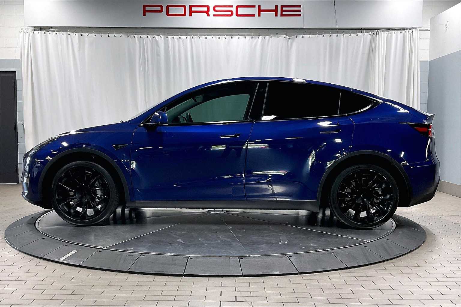 Used 2021 Tesla Model Y Standard Range with VIN 5YJYGDED2MF114123 for sale in Rocklin, CA