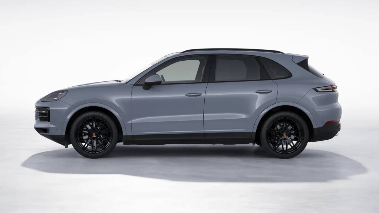 2026 Porsche Cayenne photo 2