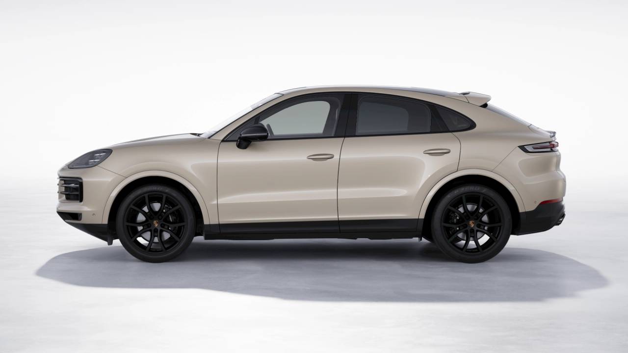 2026 Porsche Cayenne Coupe photo 2