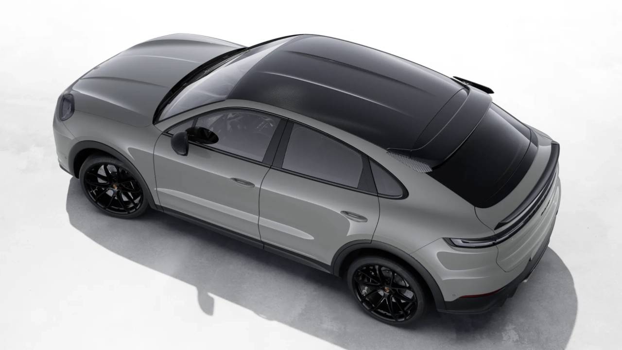 2026 Porsche Cayenne Coupe Turbo GT photo 2