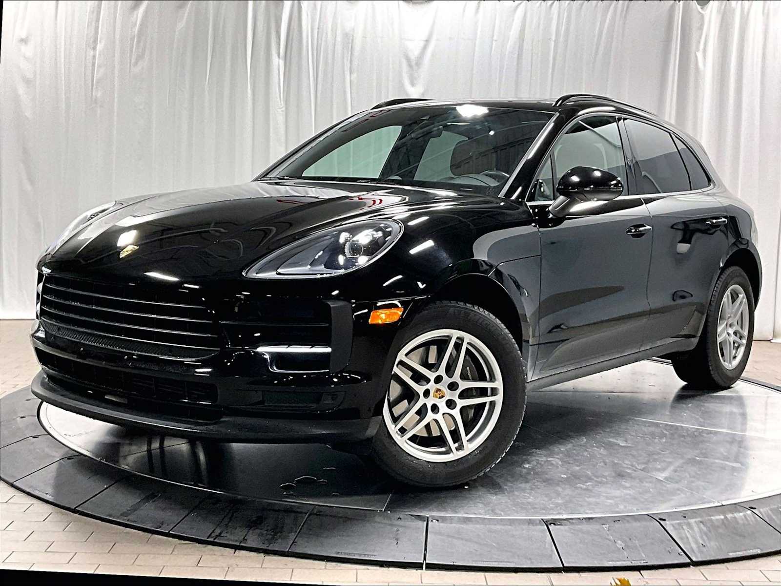 2021 Porsche Macan Base