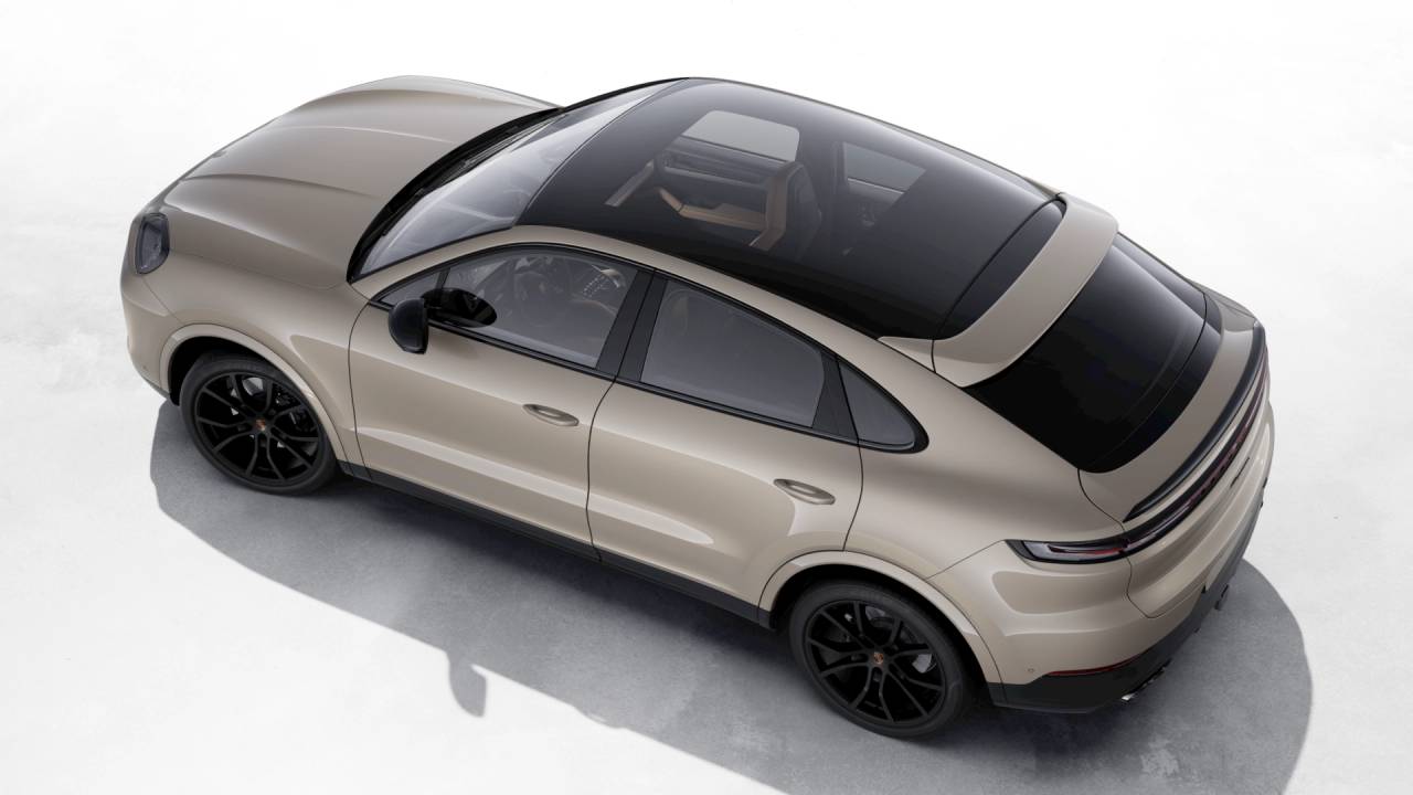 2026 Porsche Cayenne Coupe photo 4