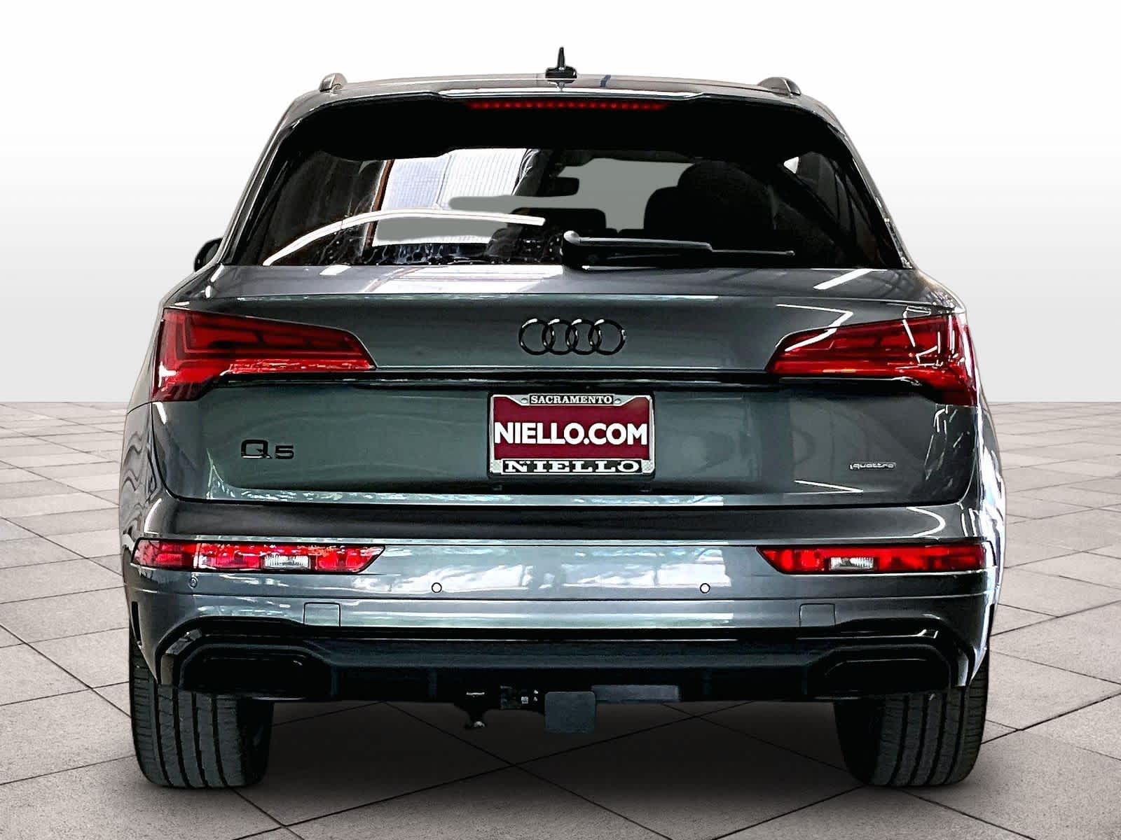 2023 Audi Q5 S Line Premium Plus photo 4