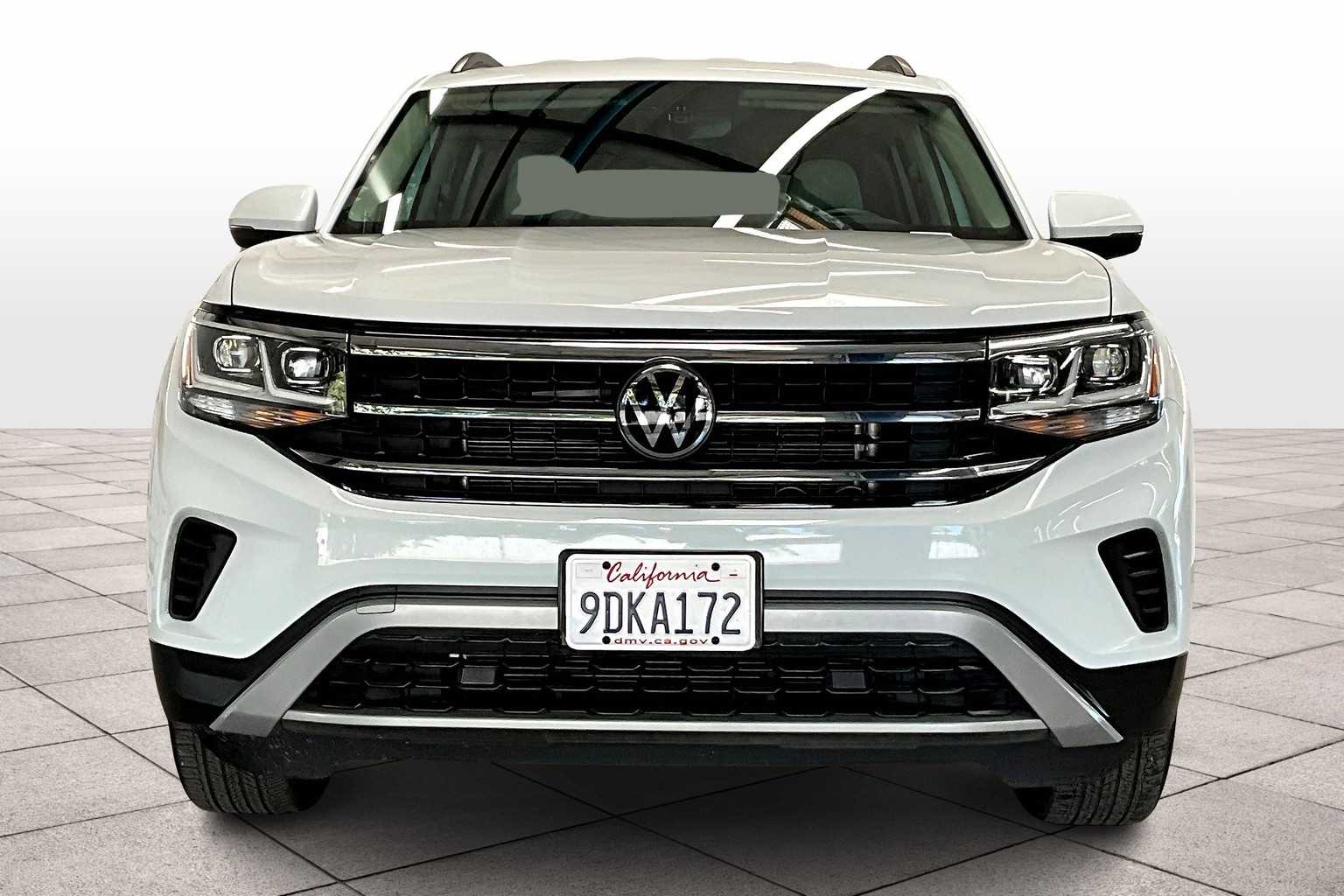 2023 Volkswagen Atlas SE photo 3