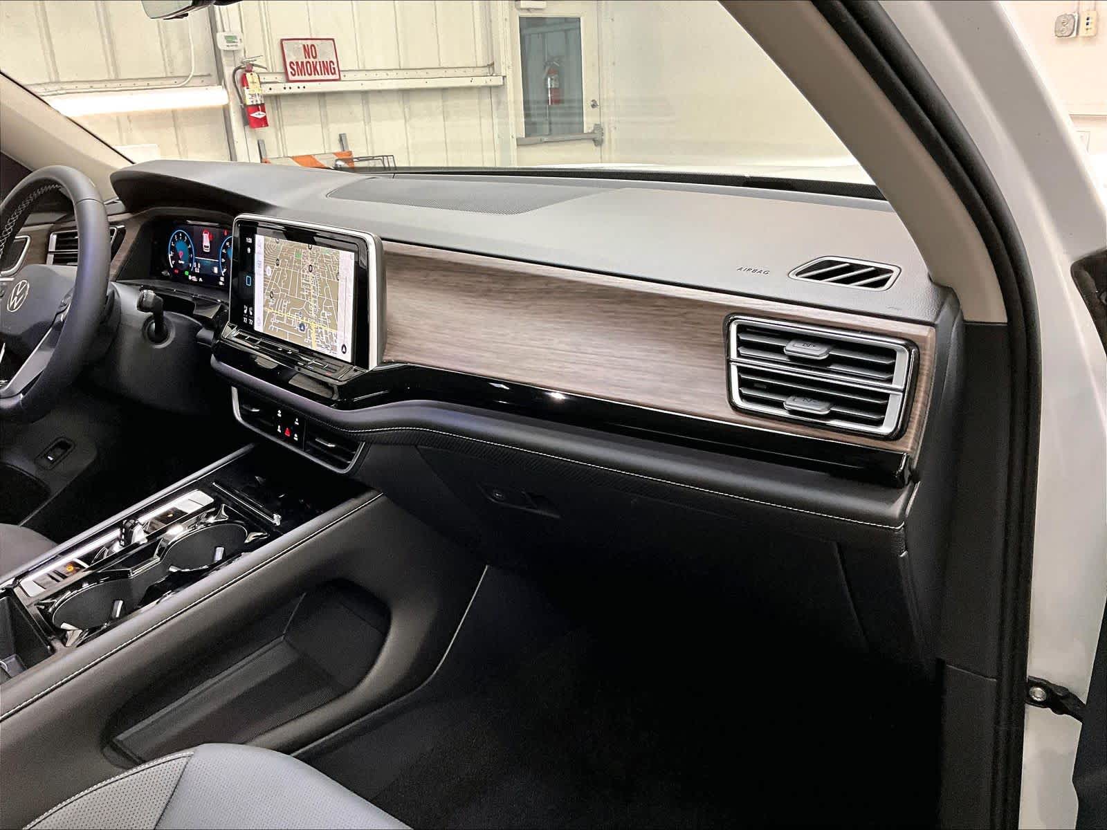 2026 Volkswagen Atlas SEL - Photo 28