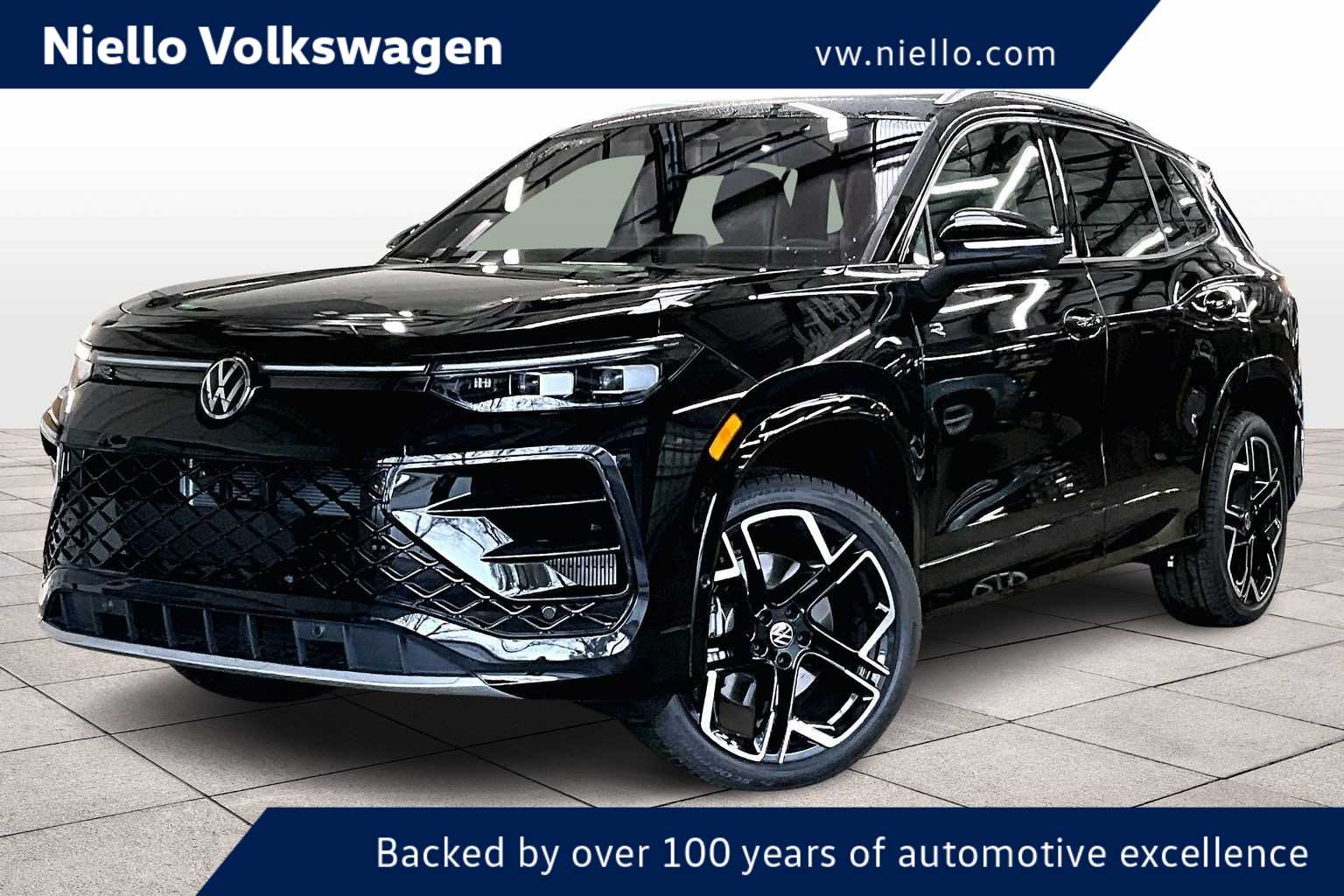 2026 Volkswagen Tiguan SEL R-LINE TURBO's photo