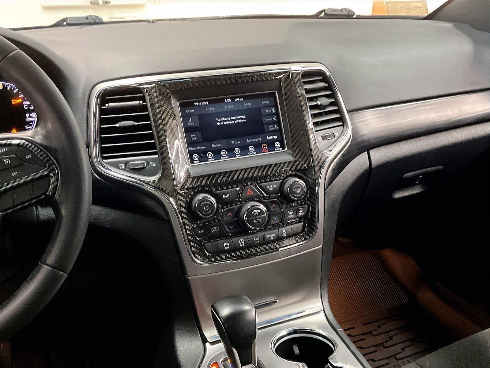 2021 Jeep Grand Cherokee Laredo E photo 6