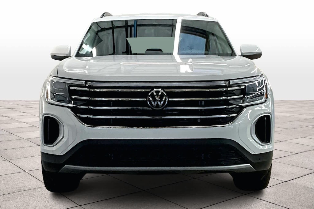 Used 2025 Volkswagen Atlas 2.0T SE w/Technology 4MOTION