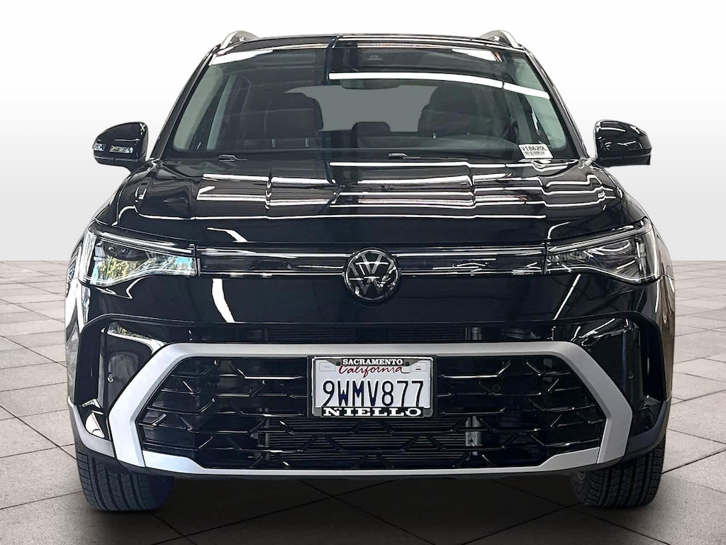 Used 2026 Volkswagen Taos SEL 4MOTION