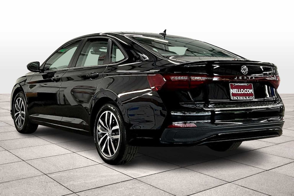 New 2026 Volkswagen Jetta SE FWD Auto
