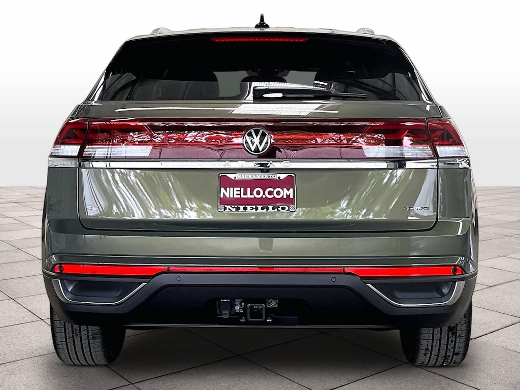 New 2026 Volkswagen Atlas Cross Sport 2.0T SE w/Technology 4MOTION