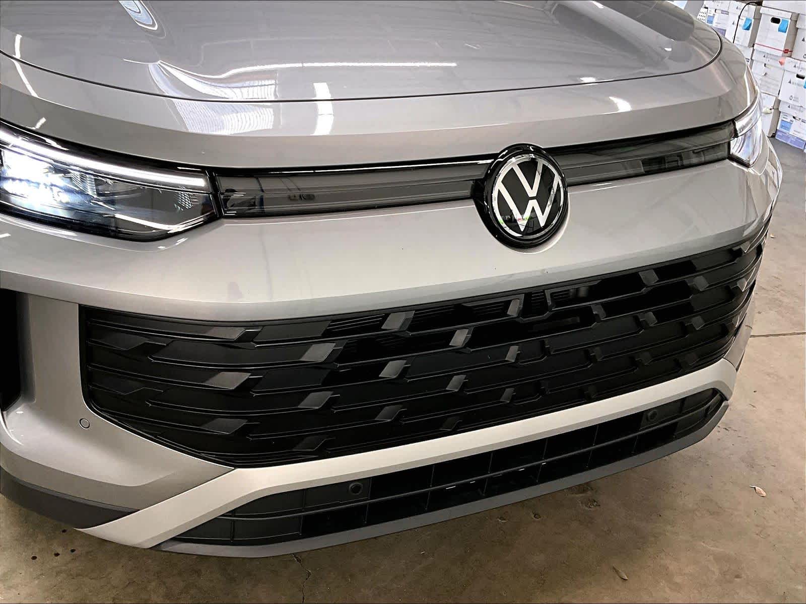 2026 Volkswagen Tiguan SE - Photo 34