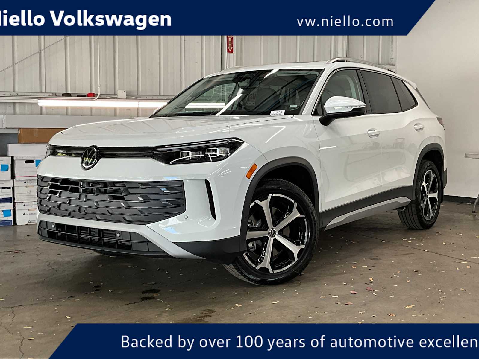 2026 Volkswagen Tiguan SE's photo