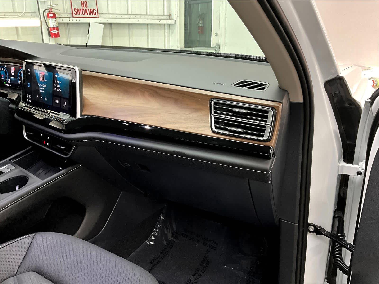 2026 Volkswagen Atlas SE - Photo 28