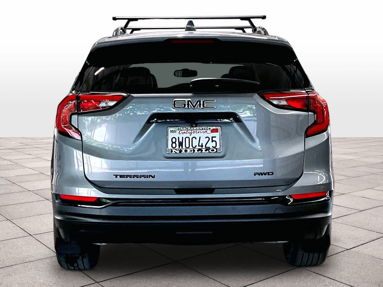 2021 GMC Terrain SLT photo 4