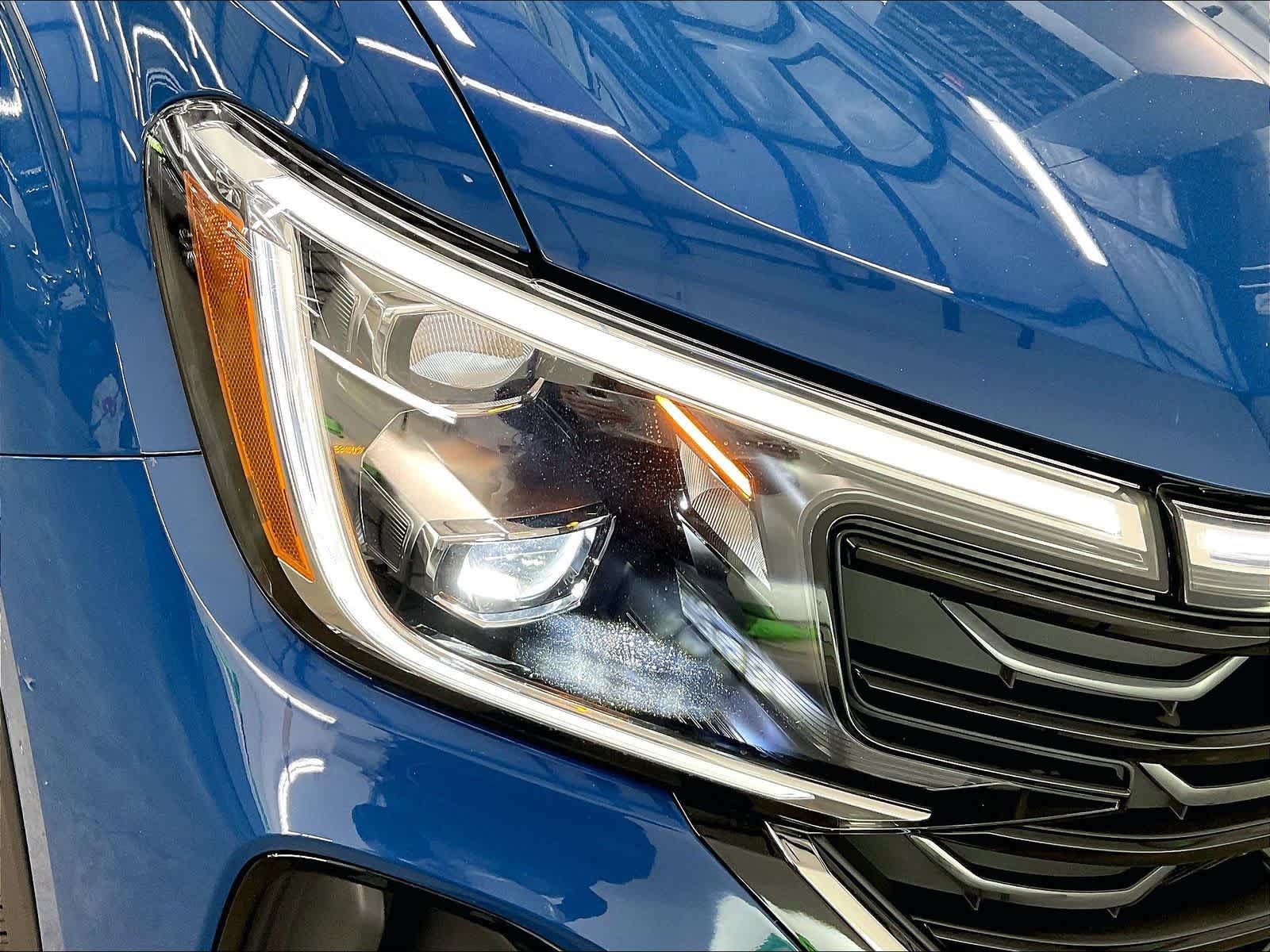 2025 Volkswagen Atlas Cross Sport SE w/Tech - Photo 32