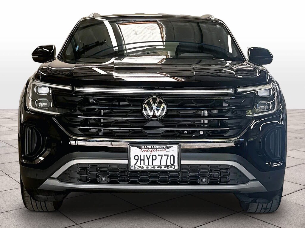 Used 2024 Volkswagen Atlas Cross Sport 2.0T SE w/Technology 4MOTION
