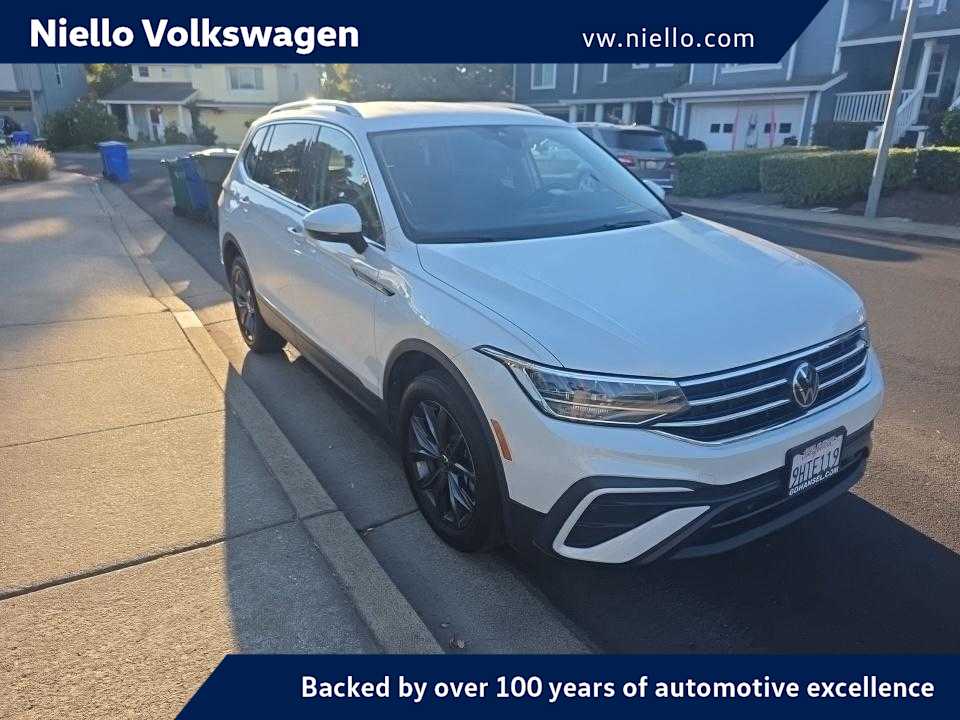 Used 2023 Volkswagen Tiguan SE