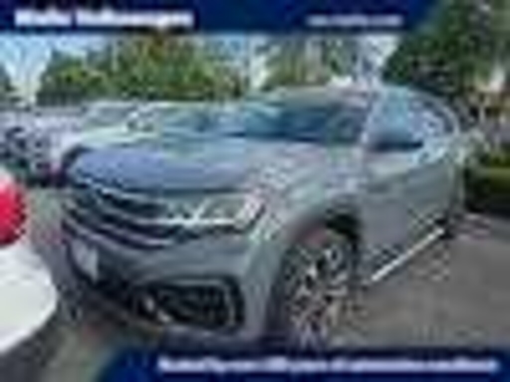 Used 2023 Volkswagen Atlas Cross Sport 3.6L V6 SEL Premium R-Line 4MOTION