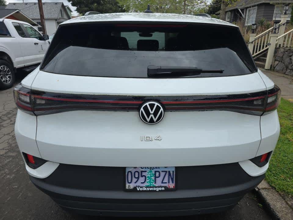 2023 Volkswagen ID.4 Standard photo 3