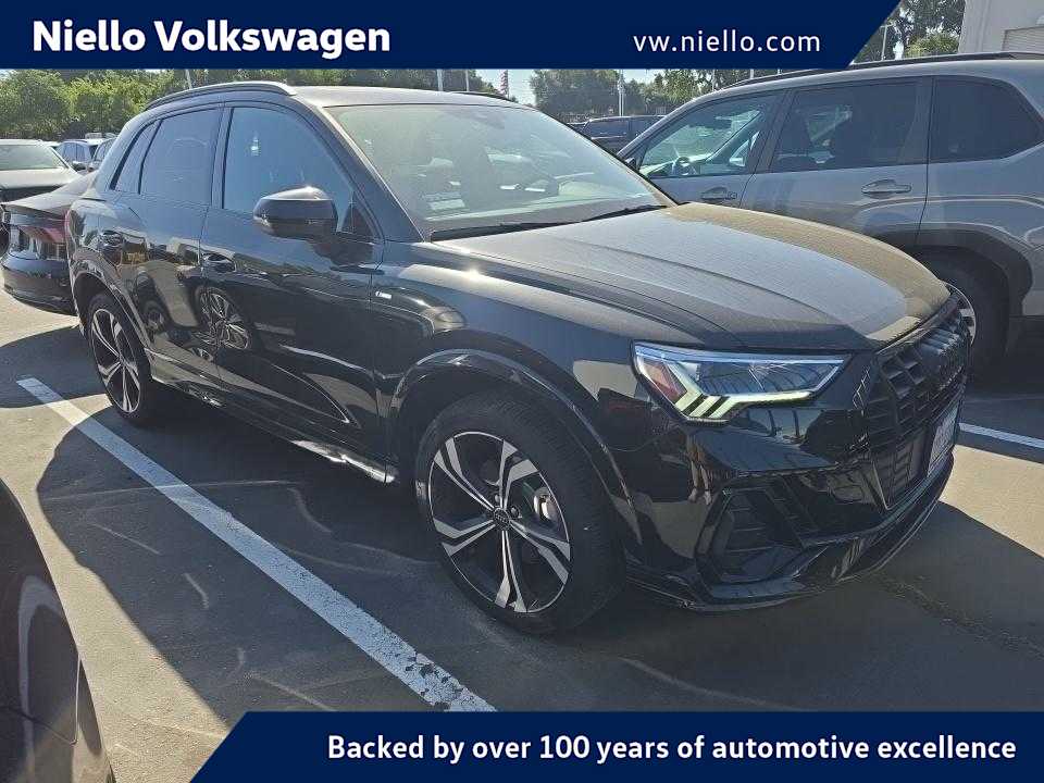 2024 Audi Q3 45 TFSI S Line Premium Plus quattro's photo