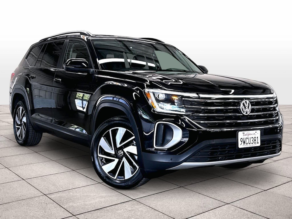 Used 2026 Volkswagen Atlas 2.0T SE w/Technology FWD