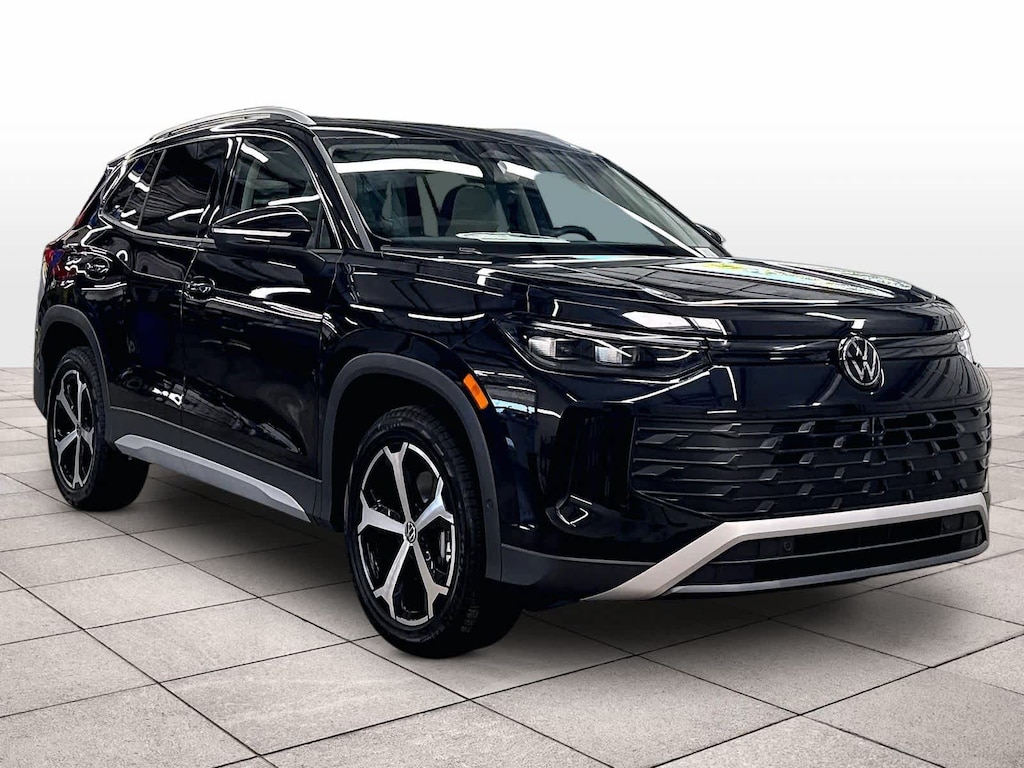 New 2026 Volkswagen Tiguan SE 4MOTION