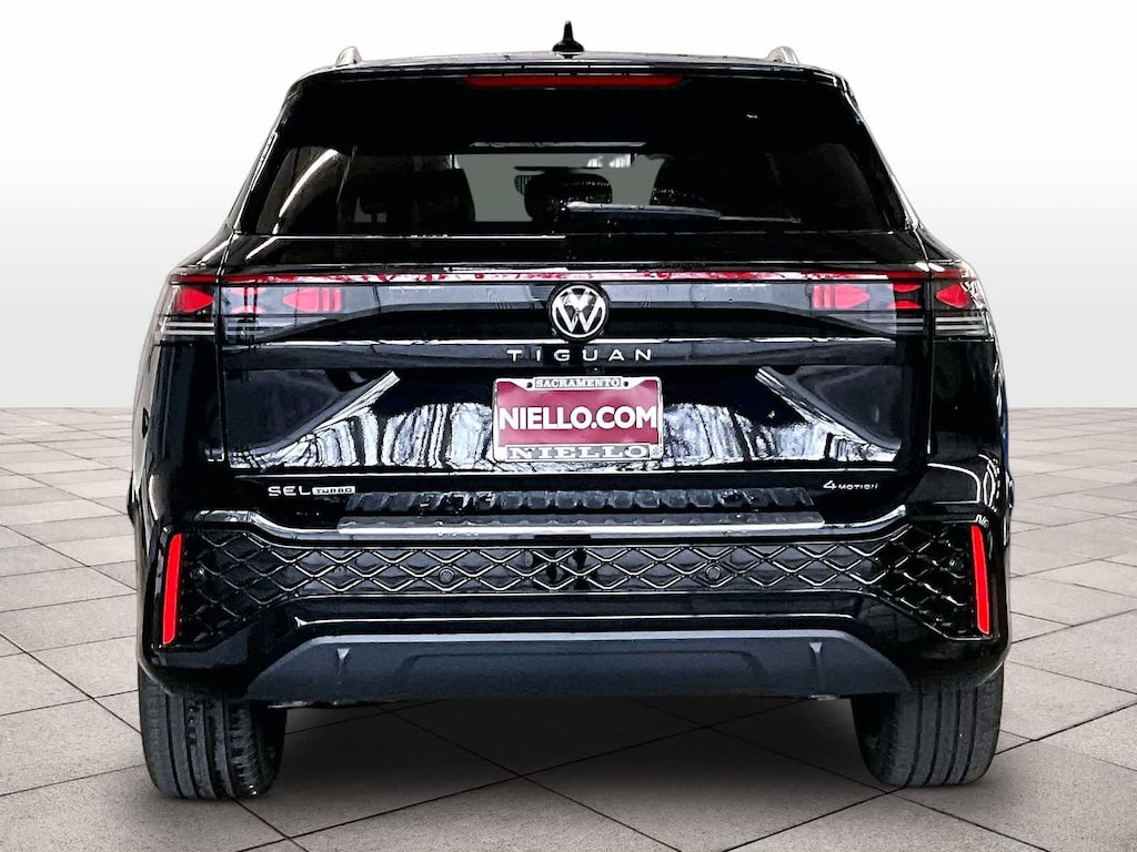 New 2026 Volkswagen Tiguan SEL R-Line Turbo 4MOTION