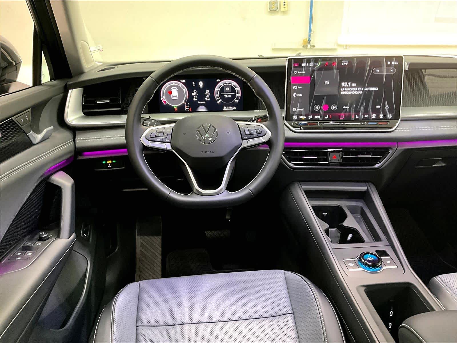 2026 Volkswagen Tiguan SE - Photo 15