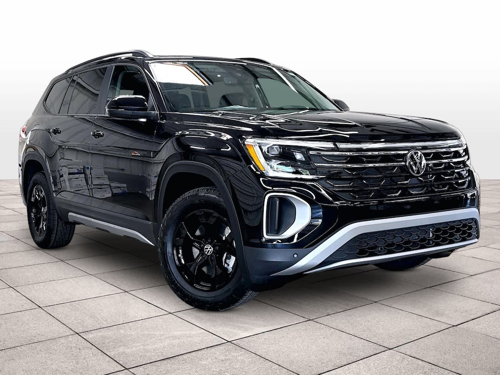 New 2026 Volkswagen Atlas 2.0T Peak Edition 4MOTION