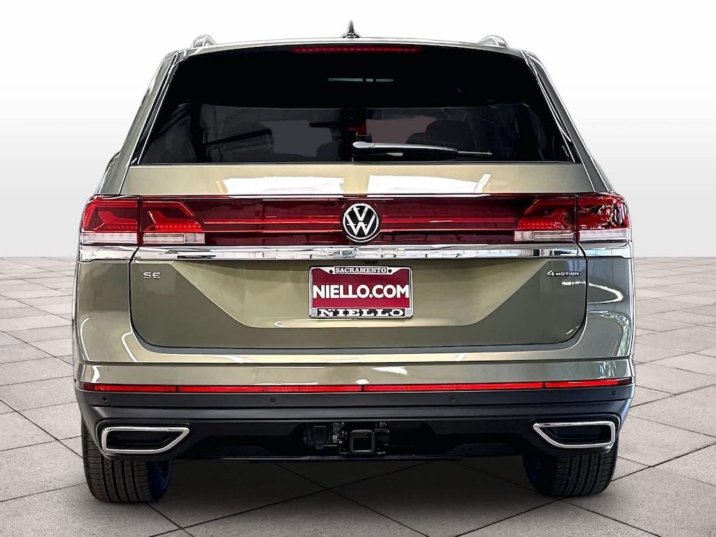 New 2026 Volkswagen Atlas 2.0T SE w/Technology 4MOTION