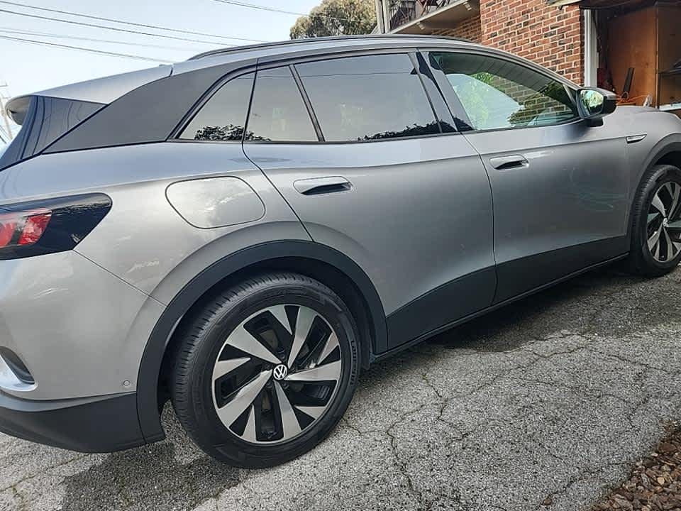 2023 Volkswagen ID.4 Pro photo 6