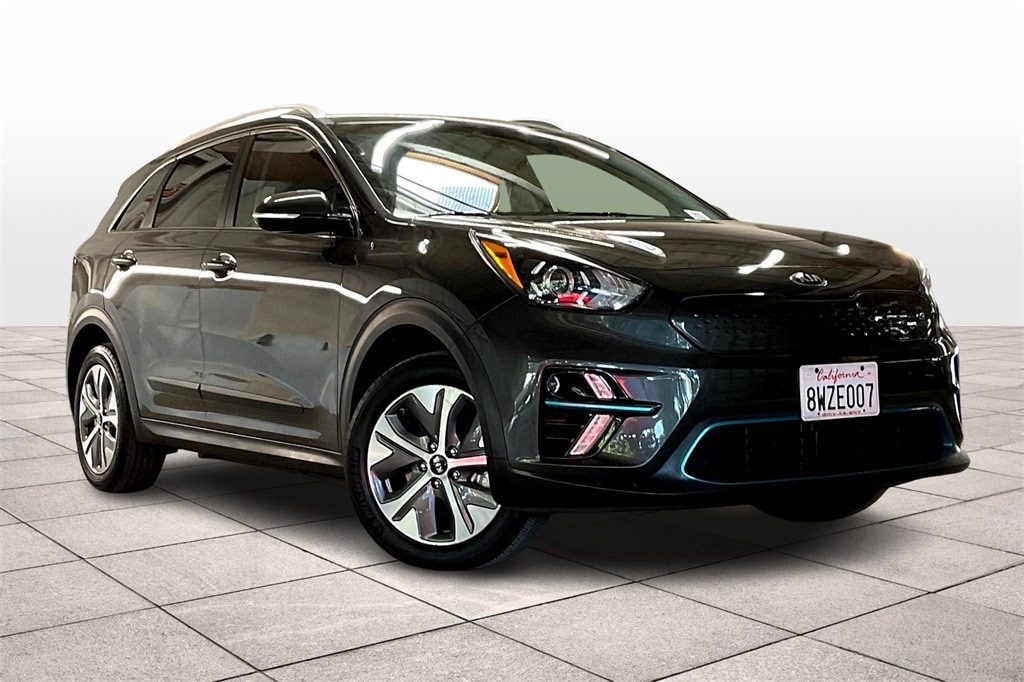 Used 2021 Kia Niro EX with VIN KNDCC3LG8M5107210 for sale in Sacramento, CA