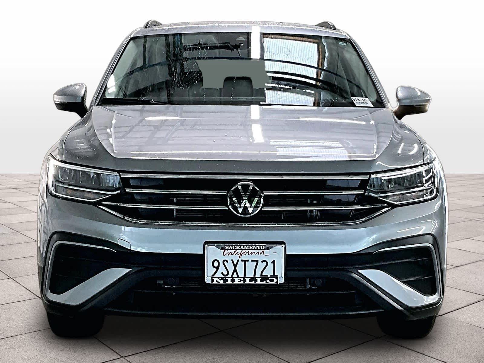 2024 Volkswagen Tiguan S photo 2