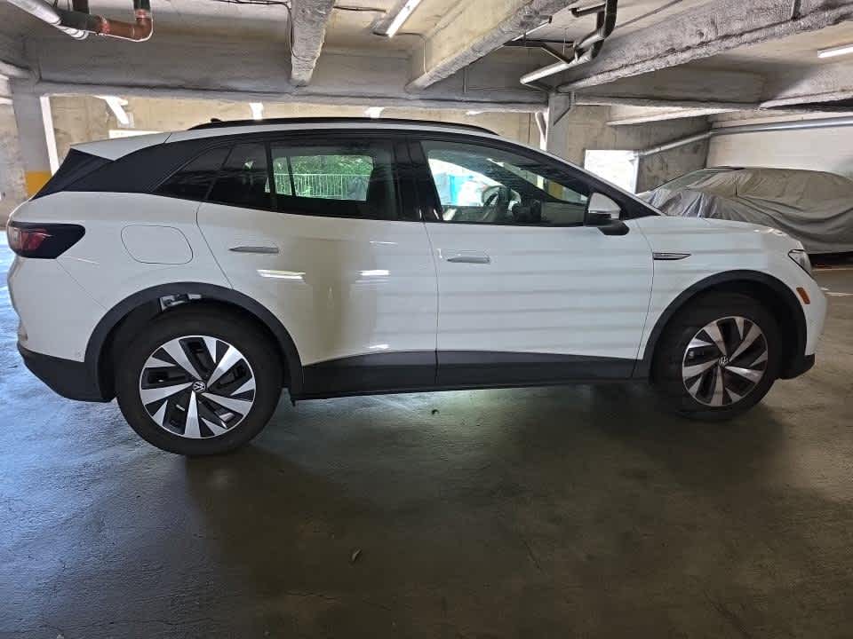 2023 Volkswagen ID.4 Pro photo 6