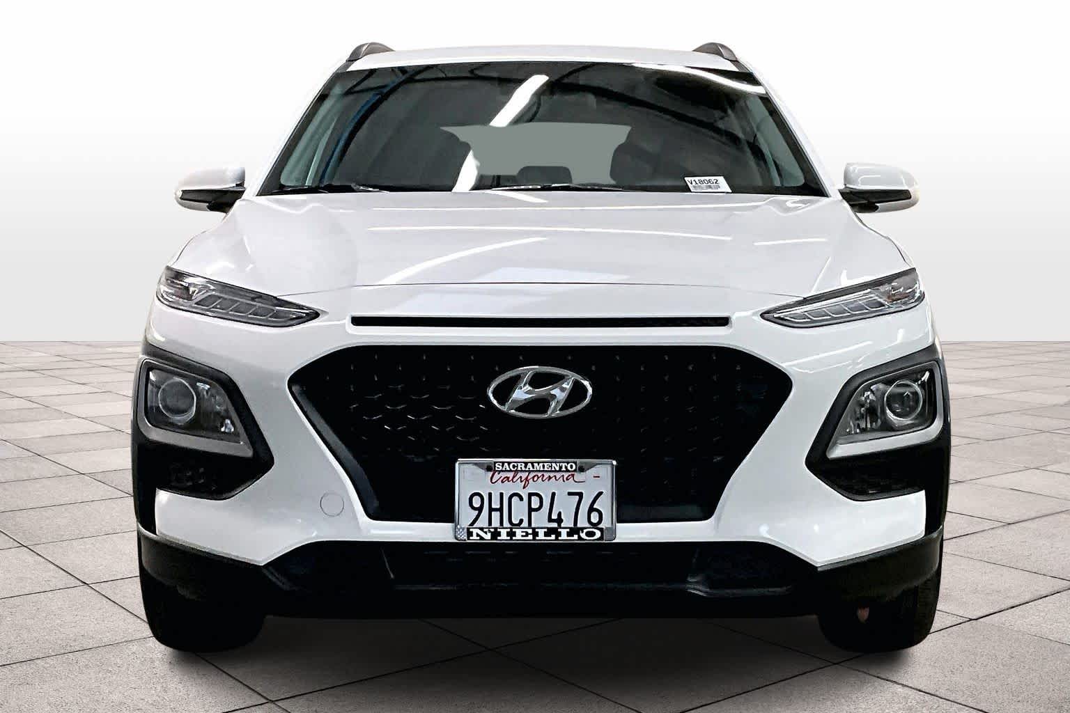 2021 Hyundai Kona SEL photo 3