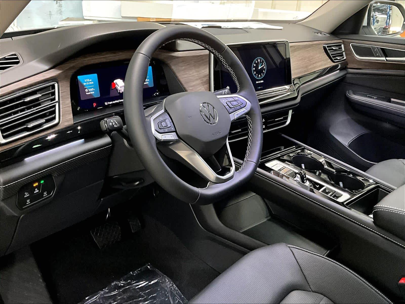 2026 Volkswagen Atlas SEL - Photo 8