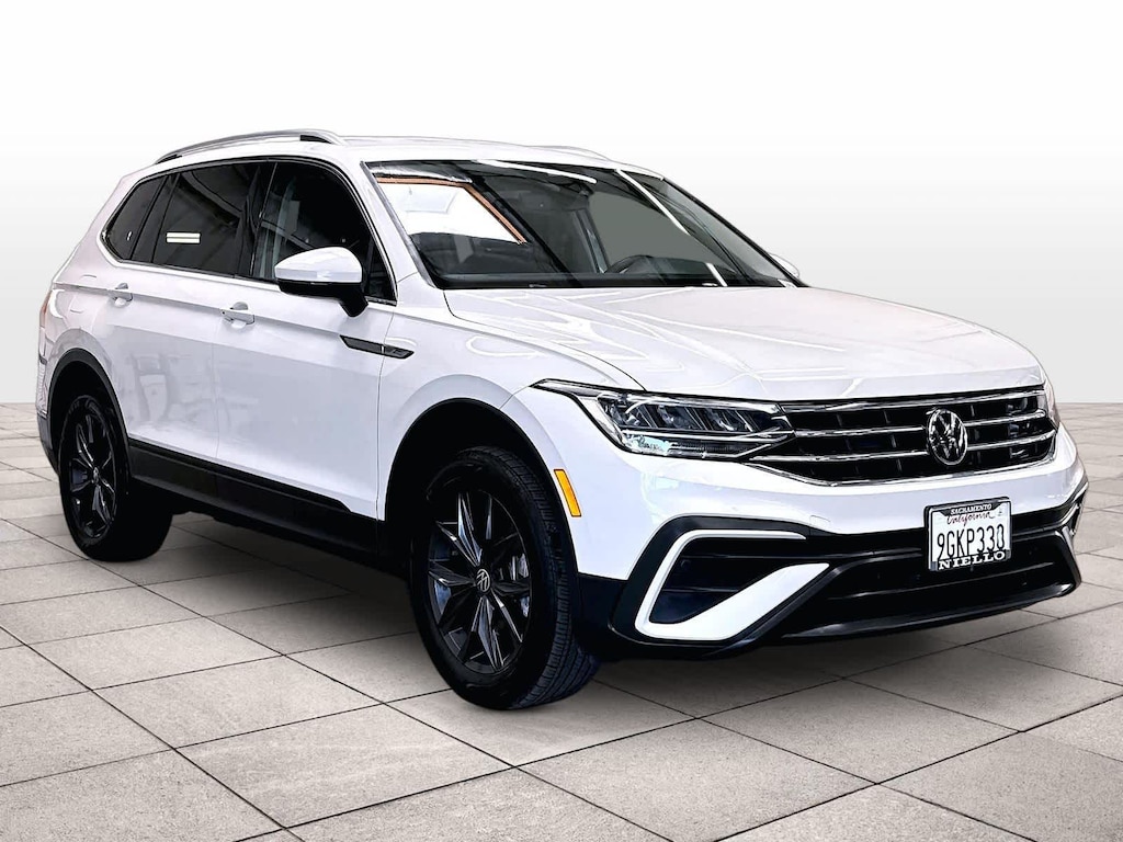 Used 2023 Volkswagen Tiguan SE 2.0T FWD