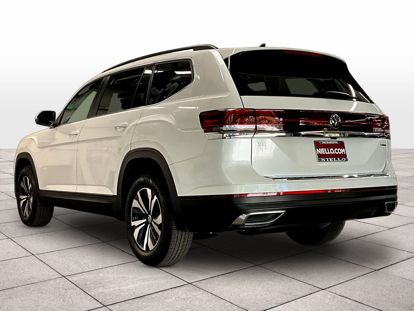 2026 Volkswagen Atlas SE - Photo 3