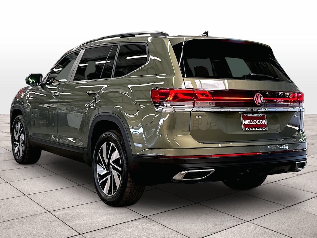 New 2026 Volkswagen Atlas 2.0T SE w/Technology 4MOTION
