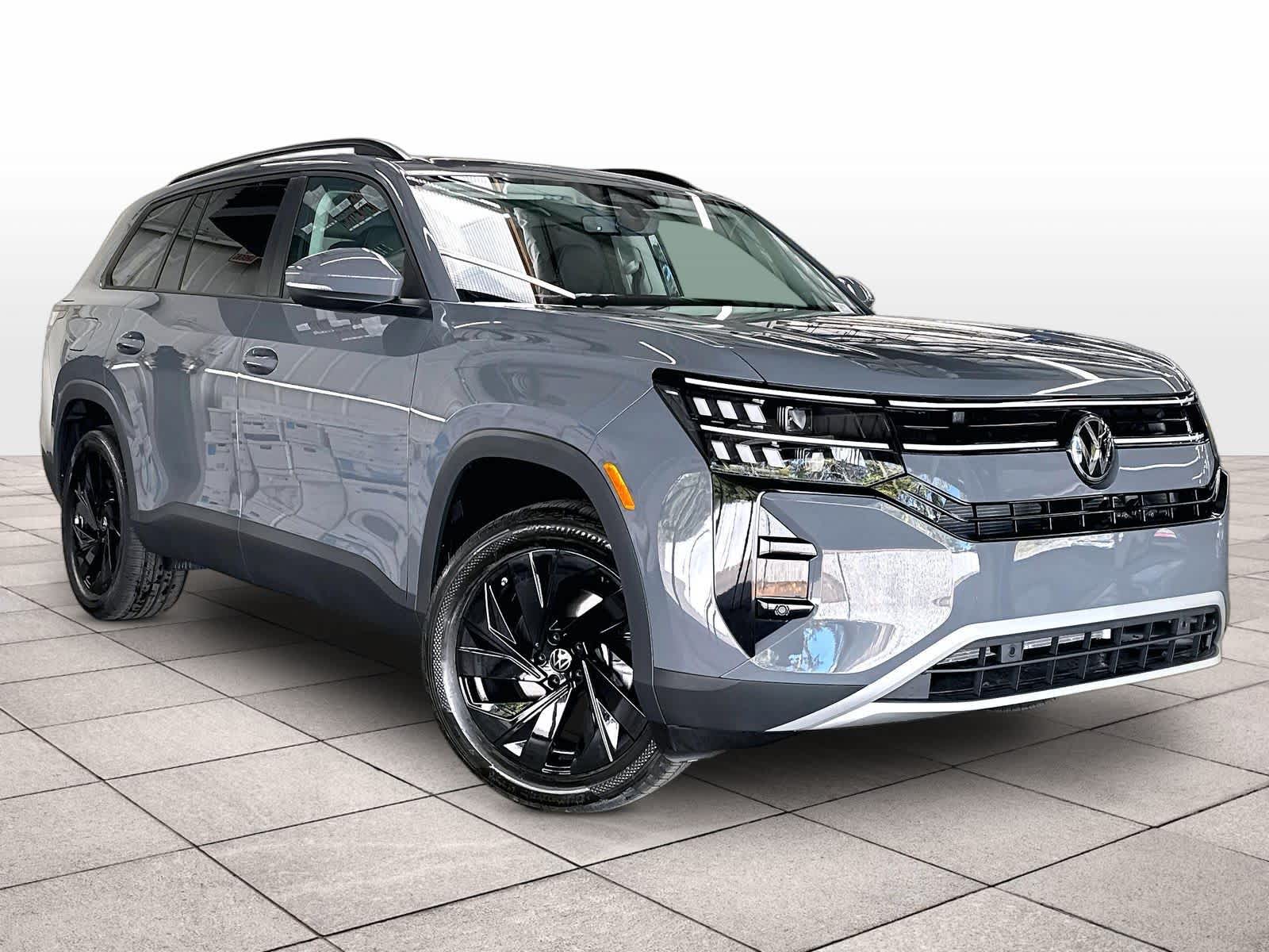 New 2027 Volkswagen Atlas SE w/Technology 4MOTION