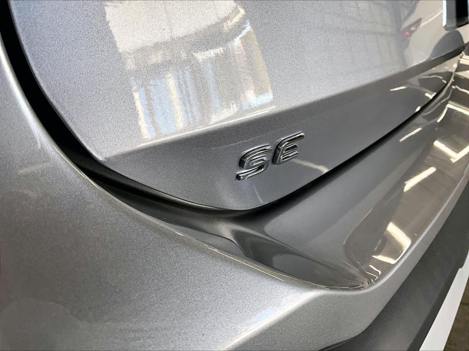 2026 Volkswagen Tiguan SE - Photo 26