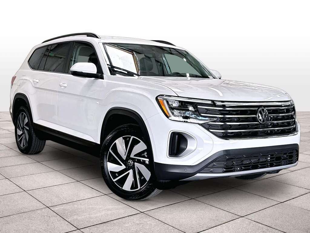 Used 2025 Volkswagen Atlas 2.0T SE w/Technology 4MOTION